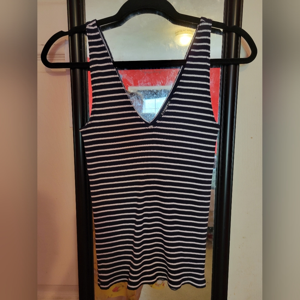 SET OF 8 | Express Women's Ribbed V-Neck Tank Tops XS (PINK 1 IS NWT) - Picture 9 of 12